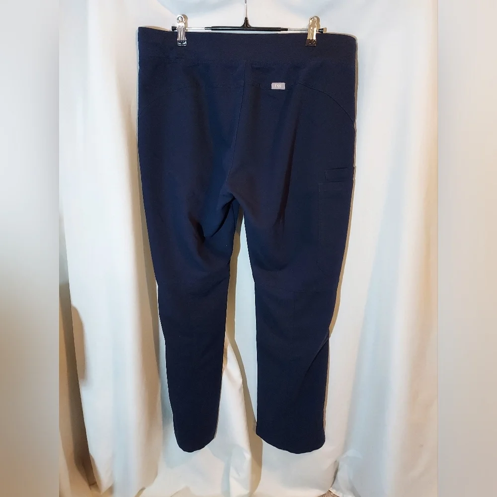 FIGS Women’s High Waisted Zamora Jogger Scrub Pants Navy Blue Size M T21004